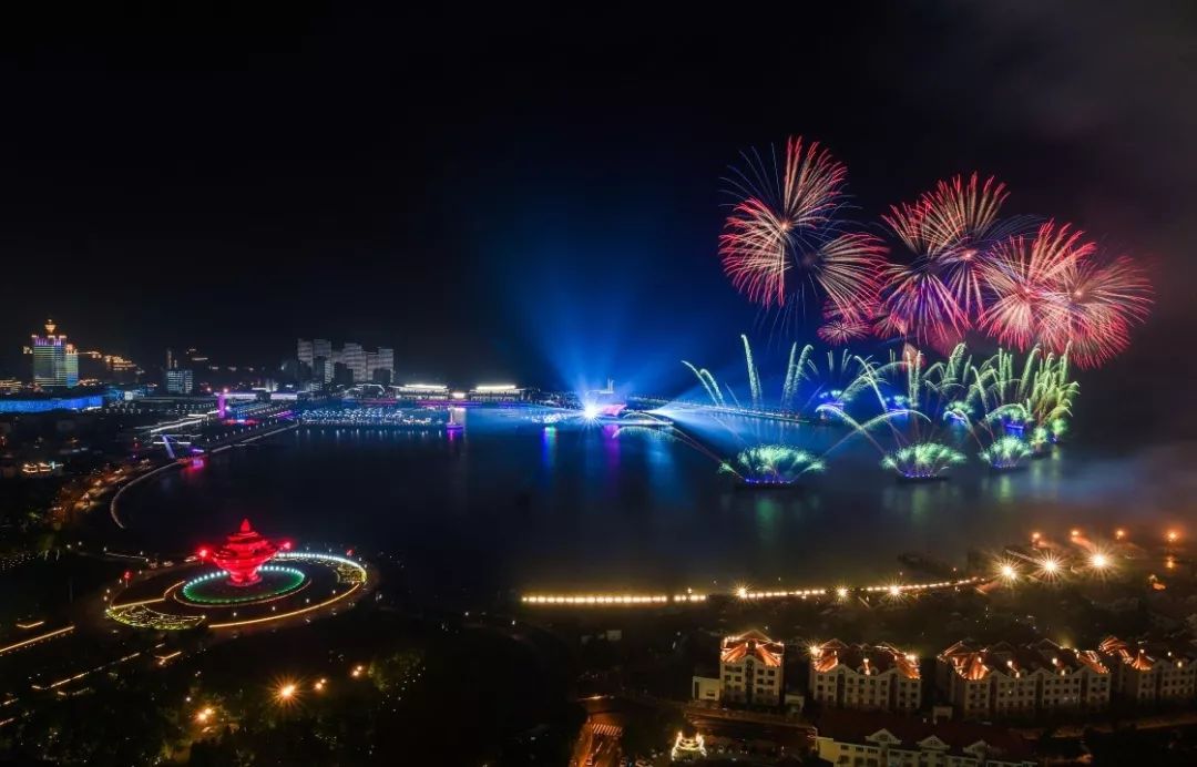 东台vs盐城夜景视频直播，谁才是苏北夜空中最亮的星？
